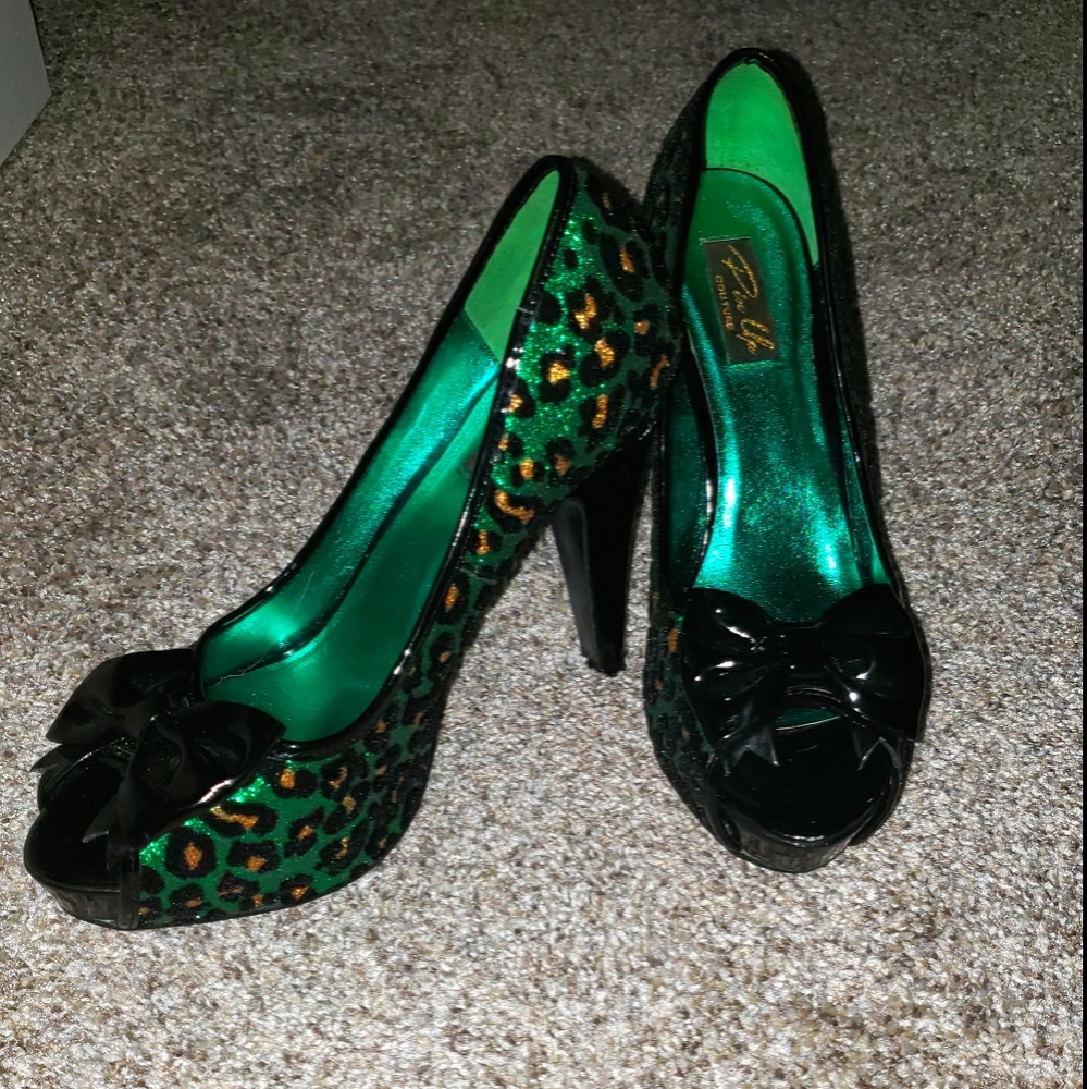 Green leopard print heels